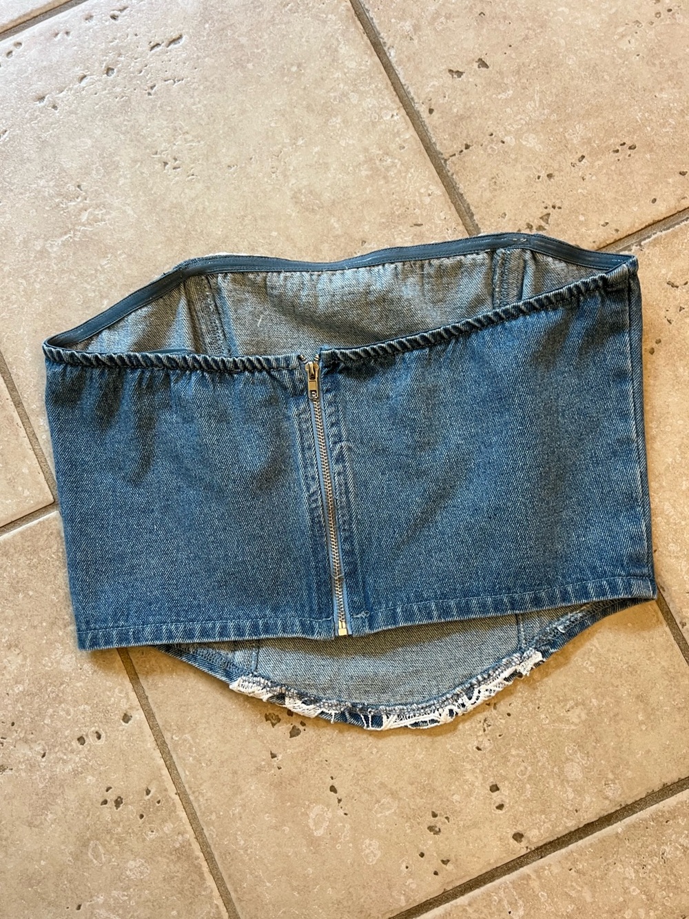 Women’s top - Picture 2 of 2